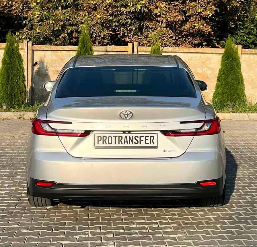 Toyota Camry Hybrid