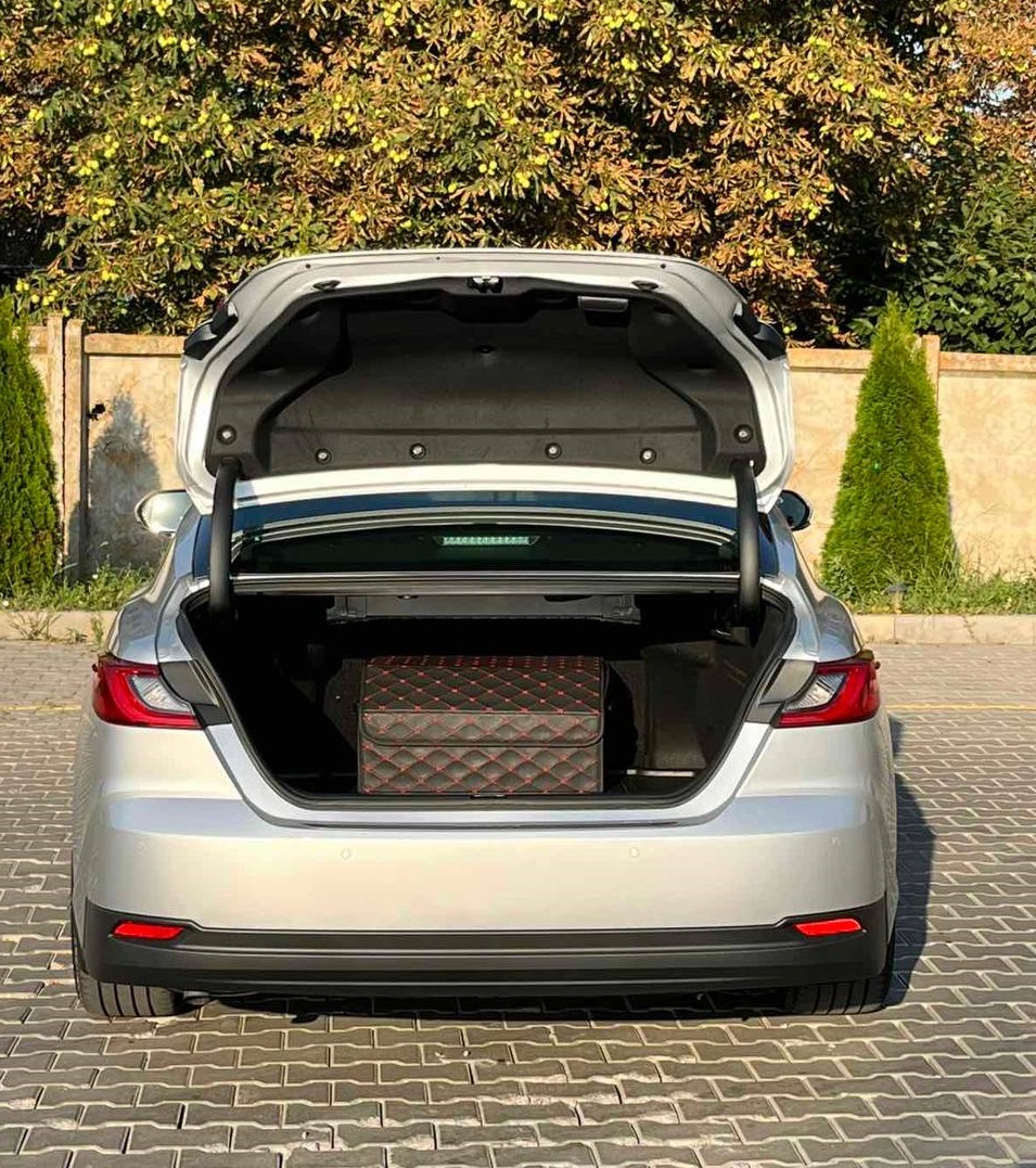 Toyota Camry Hybrid